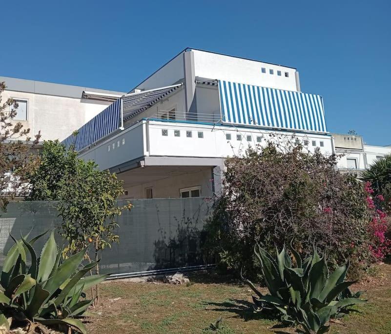 La Maison De Monique Policoro Ngoại thất bức ảnh